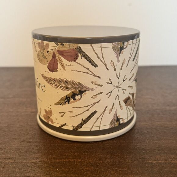 NEW ILLUME Woodfire Plant Based Candle 11.8 oz 335 g Metal Tin Bronze Butterfly - Picture 5 of 12